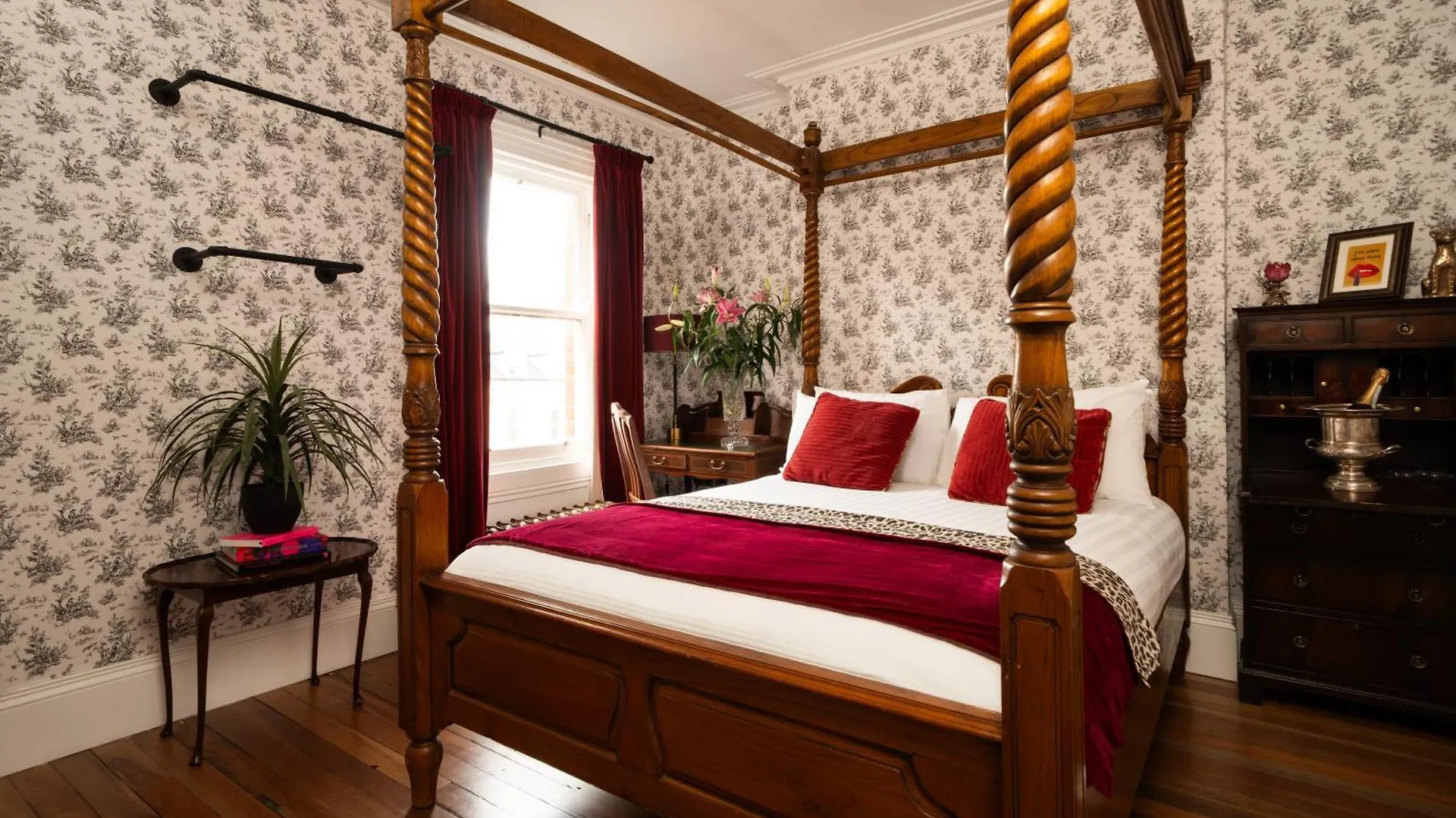 The Harrison Chambers Of Distinction Hotel Belfast United Kingdom
